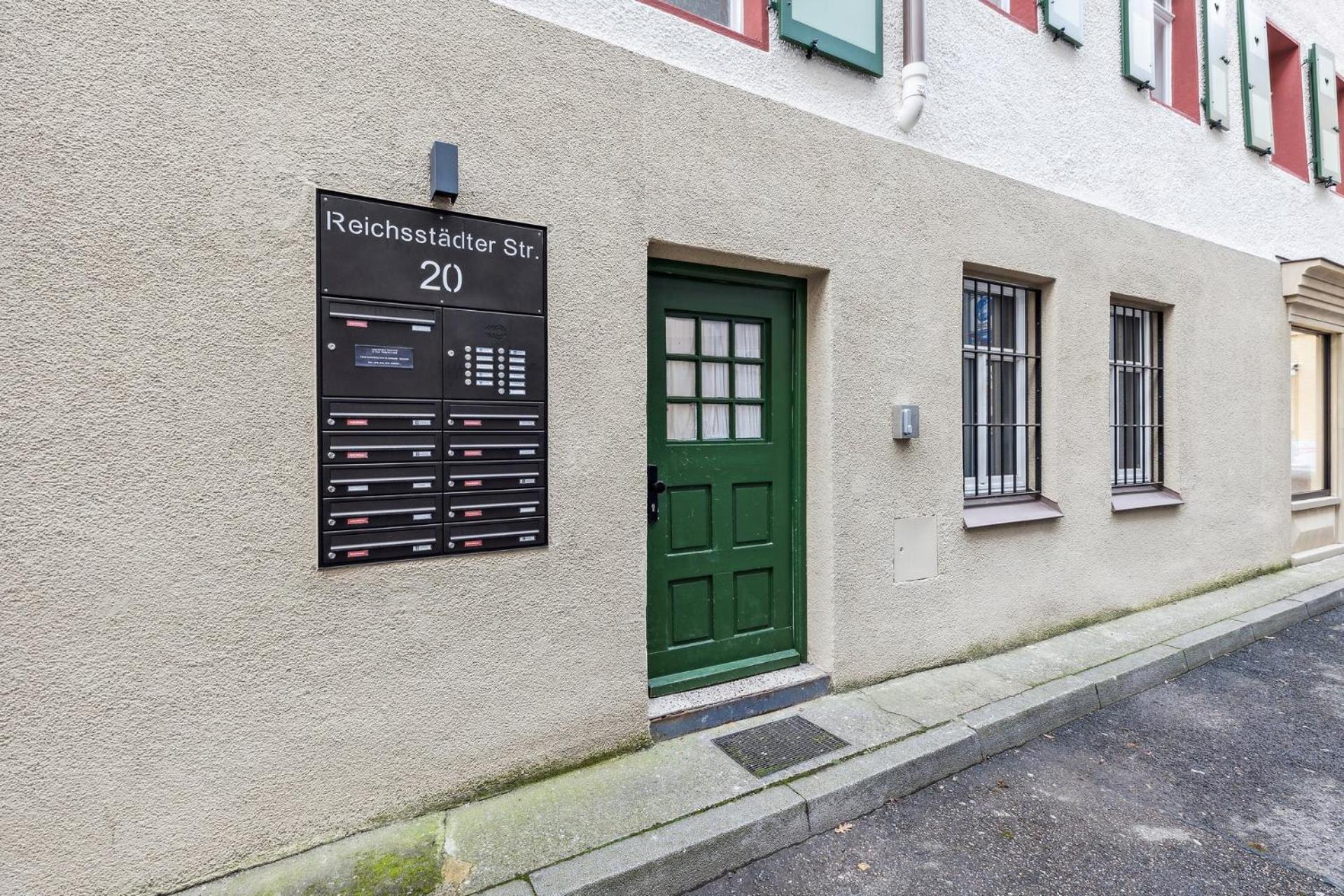 Residenz Im Historischen Zentrum D - Suite For6 - Aalen Apartments Esterno foto